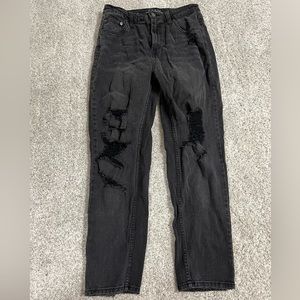 High rise ripped jeans